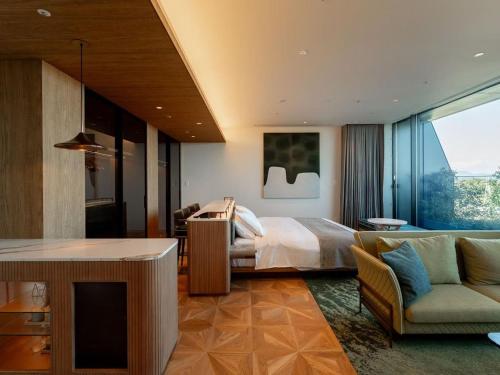 Retreat Suite Room