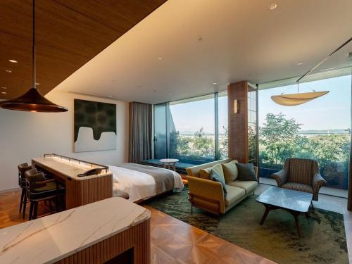 Retreat Suite Room