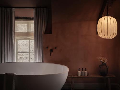 The Honeymooner | Suite