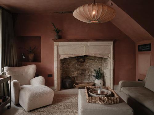 The Apartment | Suite