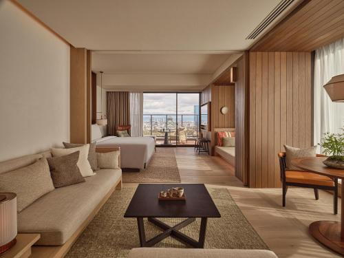 Junior Suite Double - Osaka Castle view