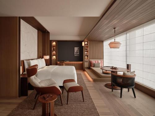 Deluxe Suite King - City view