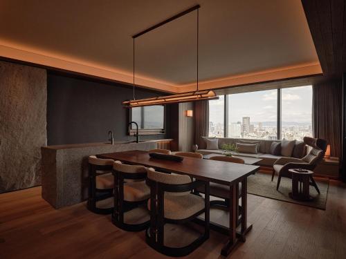 Urban Suite Double - Osaka Castle view
