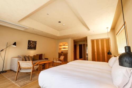Luxury Triple Room