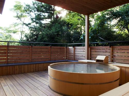 SKY private open-air hot spring Suite room [Yuragi]