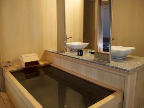Private hot spring Suite room [Yuragi]