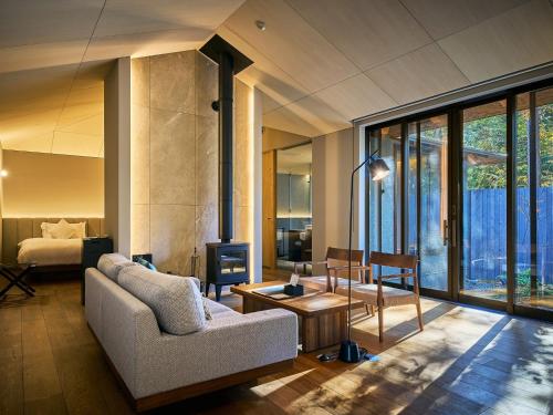 Private hot spring Suite room with courtyard [Ibuki]