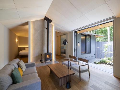 Private hot spring Suite room with courtyard [Ibuki]