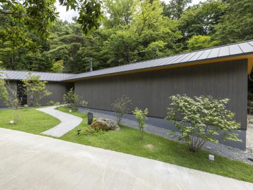 【Newly opened in 2024】Private hot spring Suite room with courtyard (3 beds) [Ibuki]