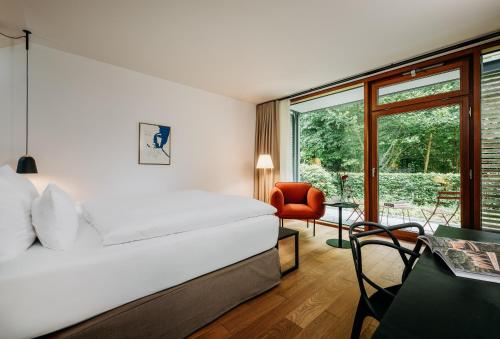 Superior King Room 