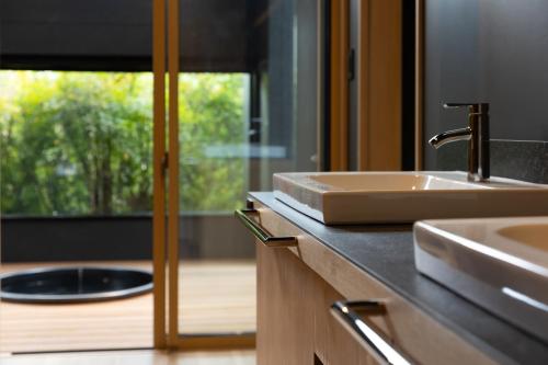 Modern Twin Room