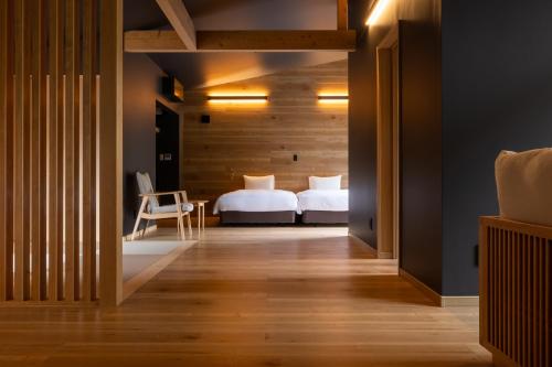 Modern Suite