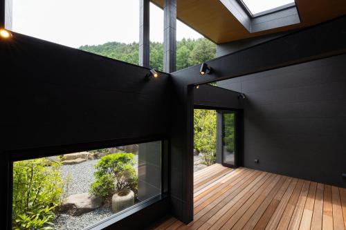 Modern Suite