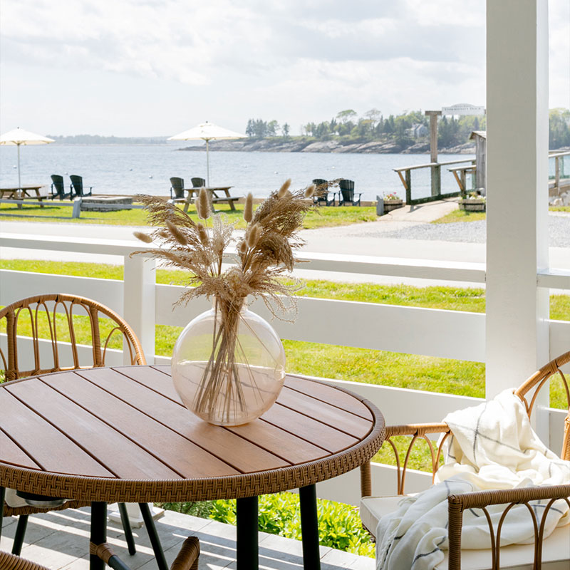 Shore Oceanfront ADA King
