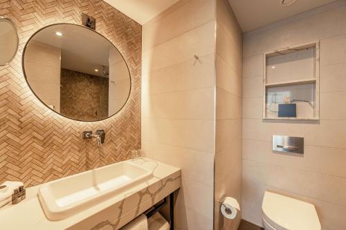 The Gormley Apartment Suite
