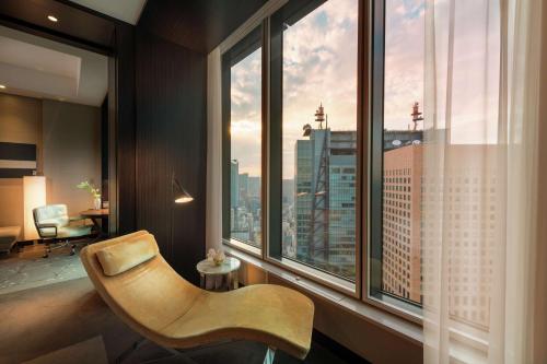 Twin Suite with City View