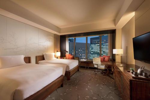 Executive Twin Room with City View
