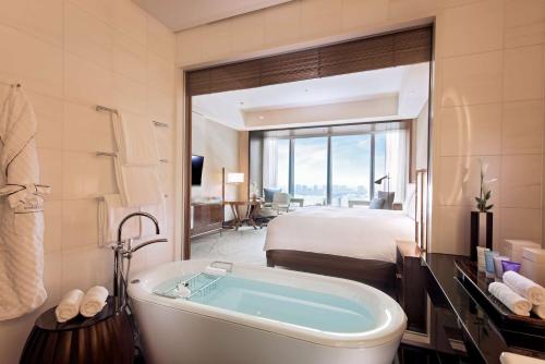 Executive Twin Room with Bay View
