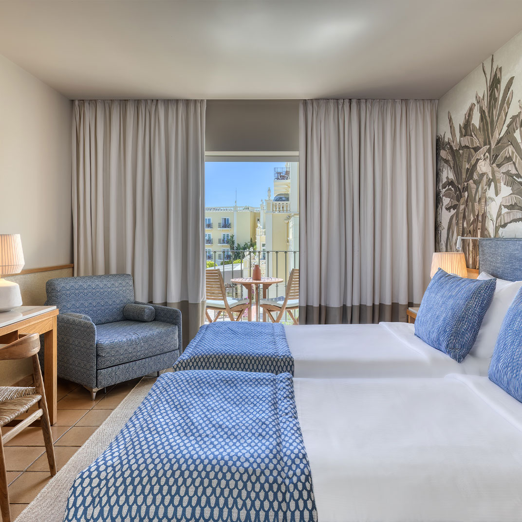 Tropical Retreat Twin Beds