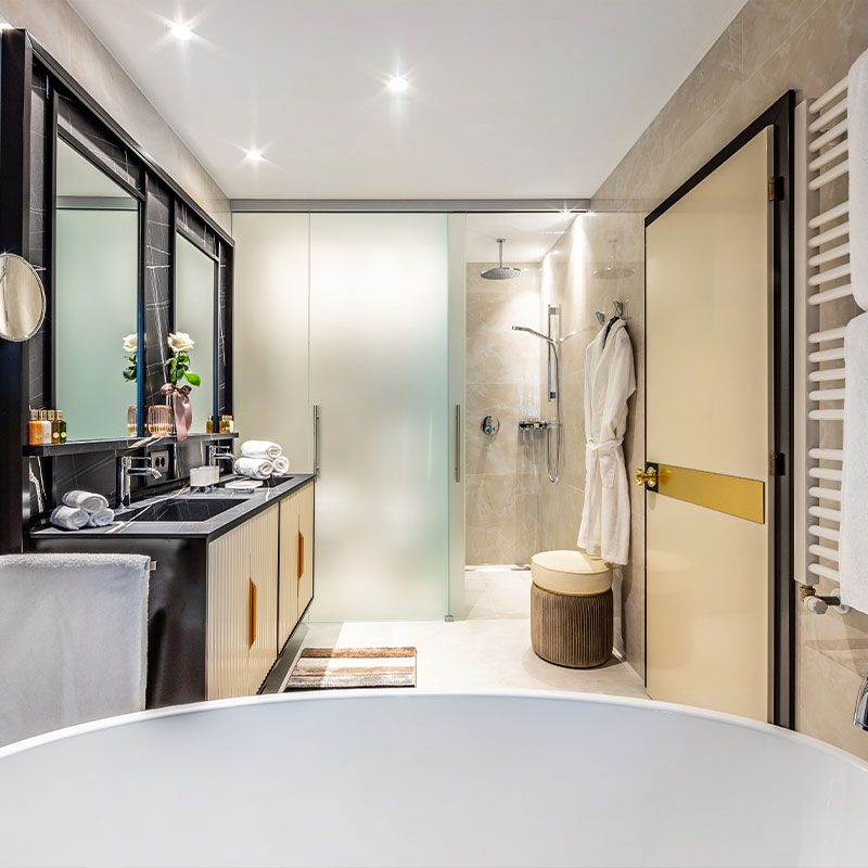 Glamour Suite
