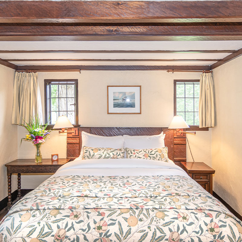 Manor East Premier Suite
