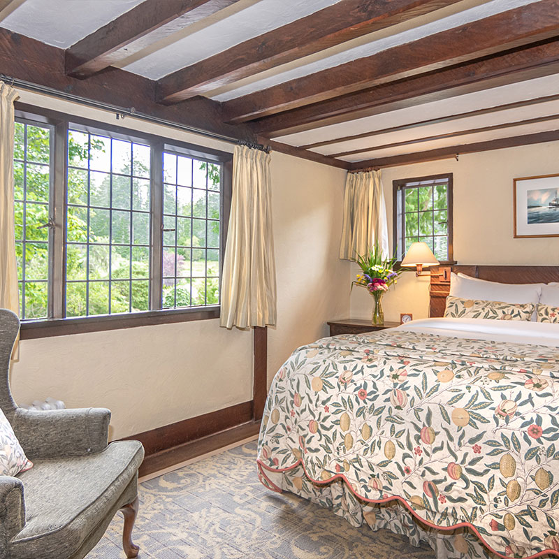 Manor East Premier Suite