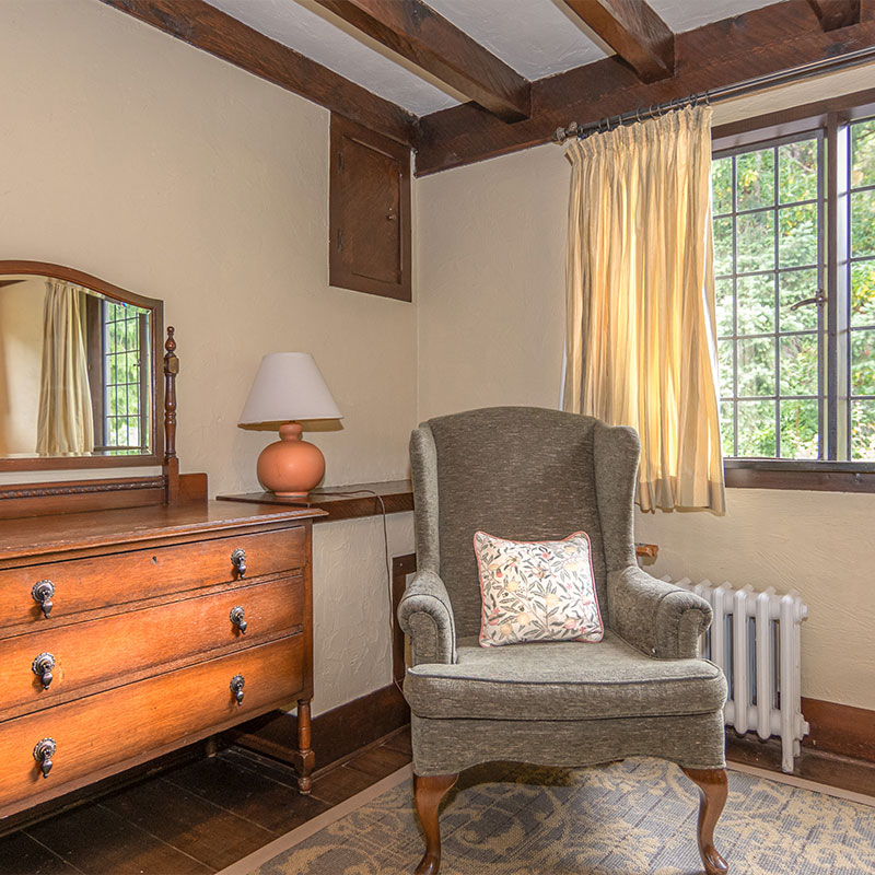 Manor East Premier Suite
