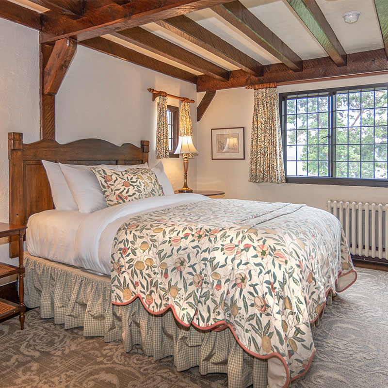 Manor West Premier Suite