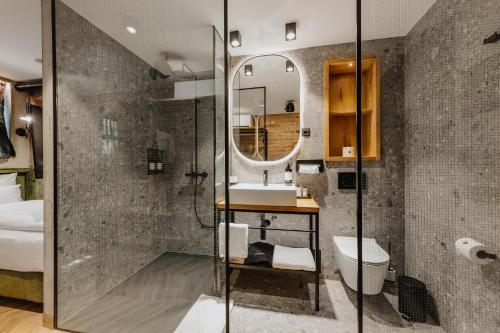 Single Room - Basement