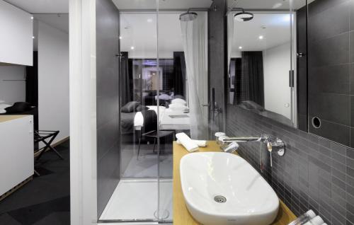 Double or Twin Room with Parking