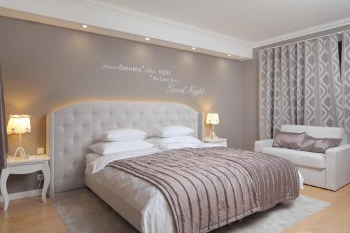 Comfort Double or Twin Room with Parking