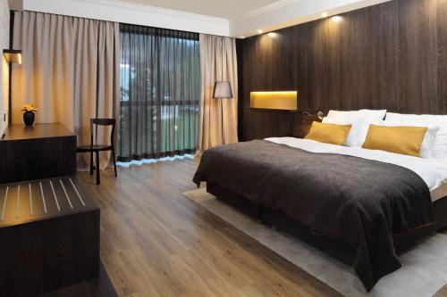Comfort Double or Twin Room with Parking