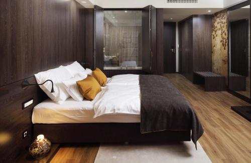 Triple Room with Parking