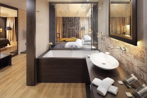 Triple Room with Parking