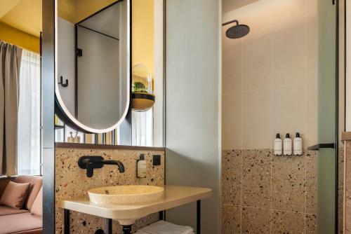 Sustainable Suite with Kitchenette