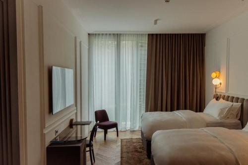 Twin Room with French Balcony