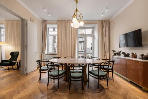 Grand Union Suite