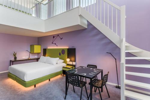 Family duplex room with terrace (only to be booked by 2 adults with children)