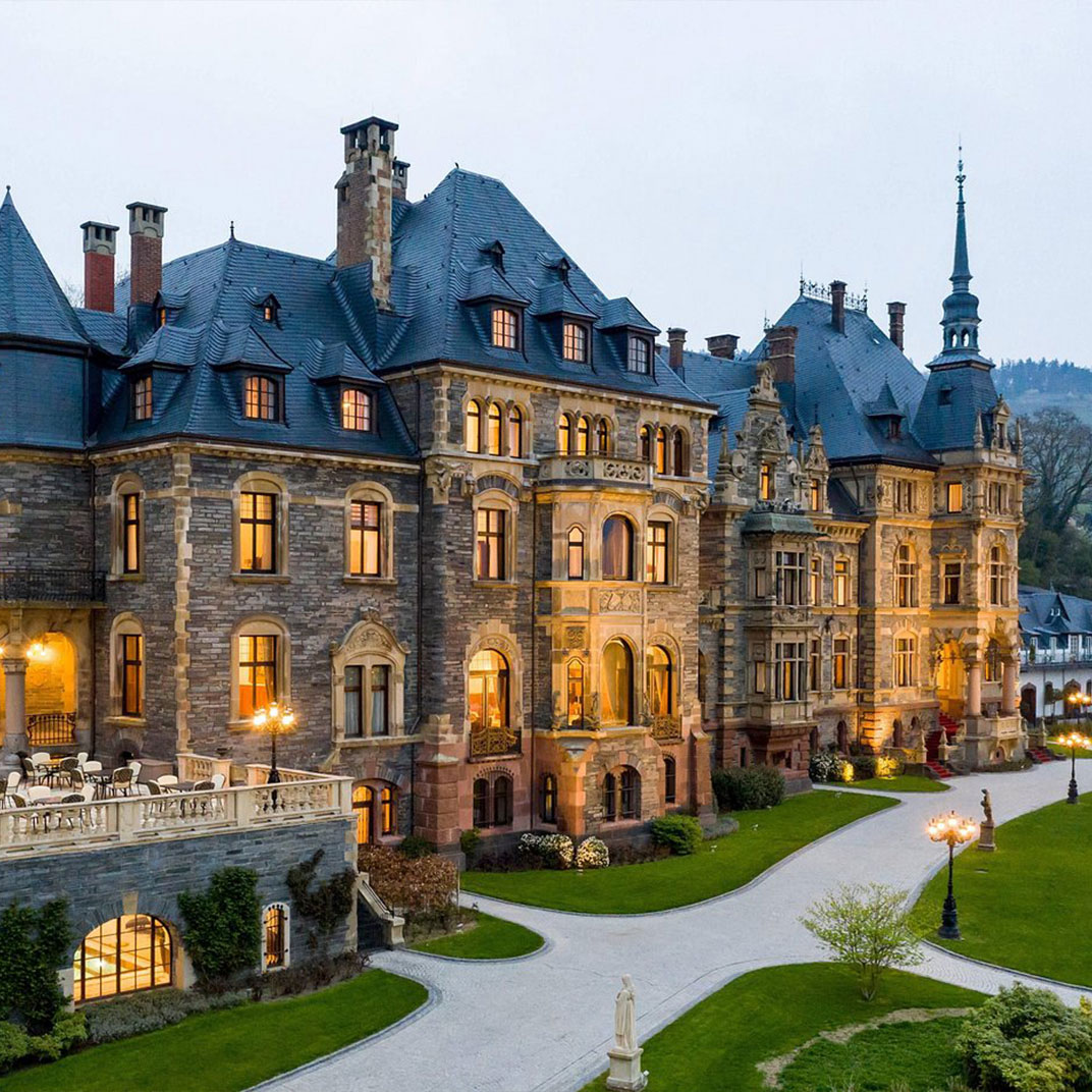 Lieser Castle, Autograph Collection