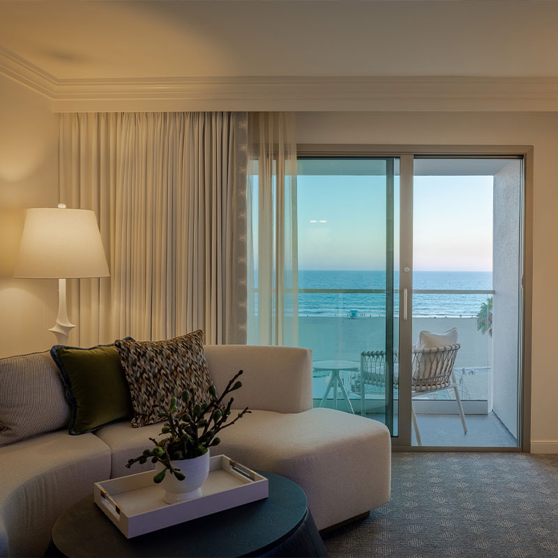The 720 Oceanfront King w Balcony Firepi