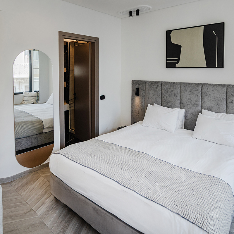 Neoclassic Room City View