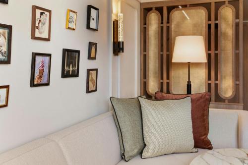Junior King Suite with Church View