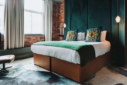 Classic King Room