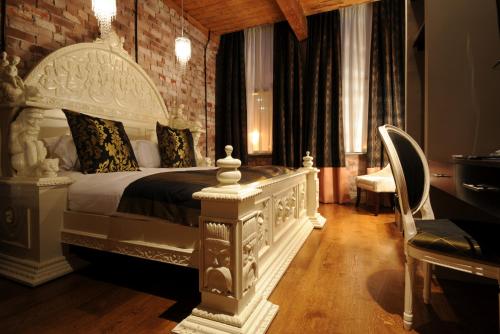 Classic King Room