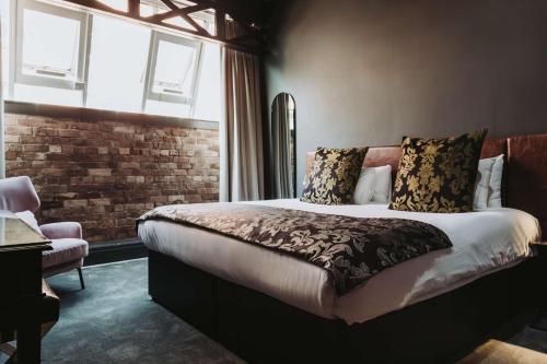 Classic King Room