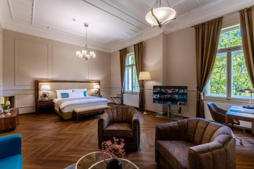 Superior Double or Twin Room with Garden View