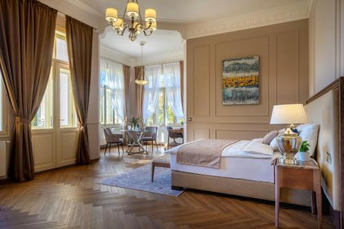 Superior Double or Twin Room with Garden View