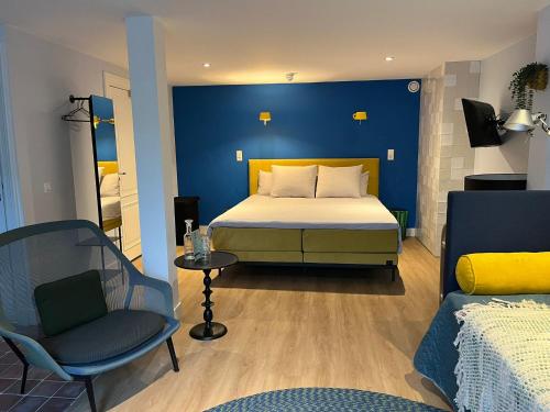 Triple Room with Terrace