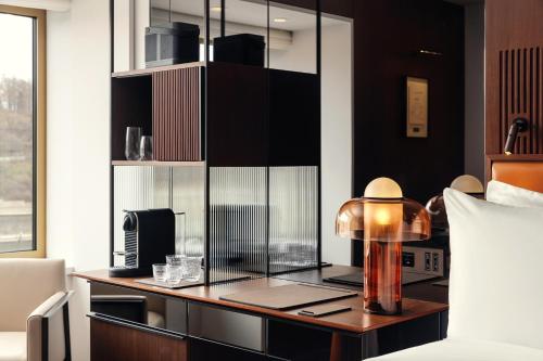 Fairmont Gold King Room with Exclusive Lounge Access