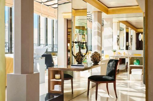 Presidential Suite
